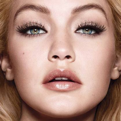 maybelline mascara pushup drama gigi hadid beautyimage 1x1