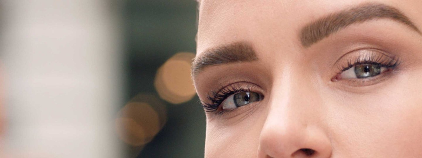 eye closeup banner
