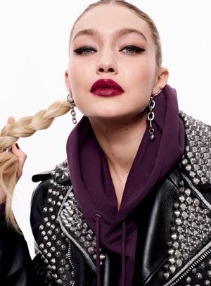 DLI22 11725628 Gigi Beauty Plum