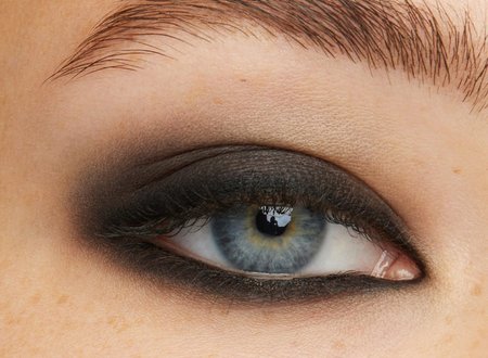 applicationmacro subcategoryimage tattooliner smokeygelpencil desktop 645x472