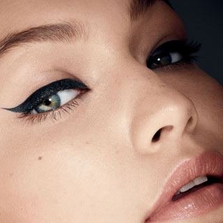 Znalezione obrazy dla zapytania eyeliner liquid gigi